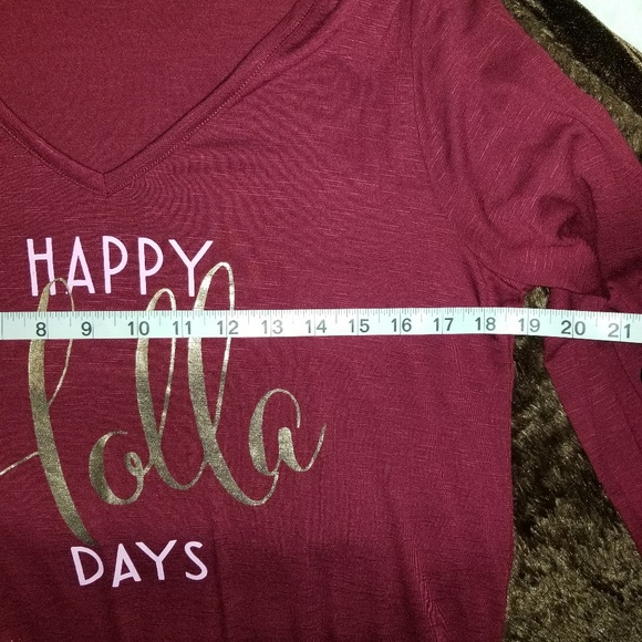 Tunic length holiday top - Picture 2 of 3